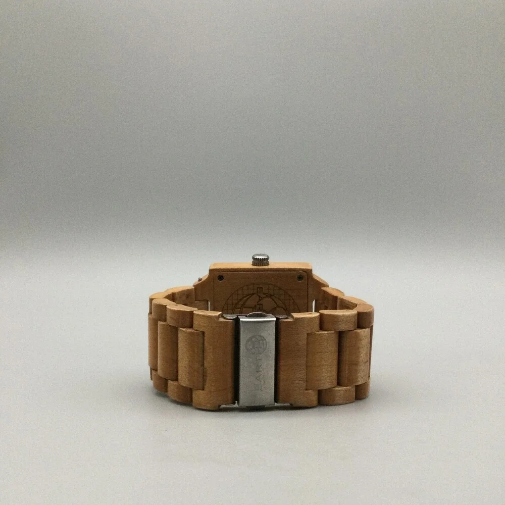Earth Mens Watch 39mm Beige Wood Square Case Bracelet Date New Battery 6.25